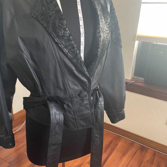 Vintage Late 80’s Early 90’s Leather Jacket - Picture 10 of 16